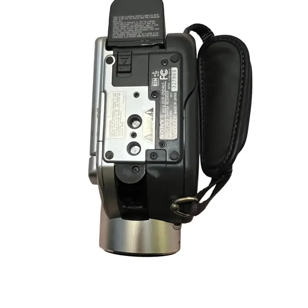 Sony Handycam DCR-DVD 505 Mini Digital Video Camera Recorder Camcorder